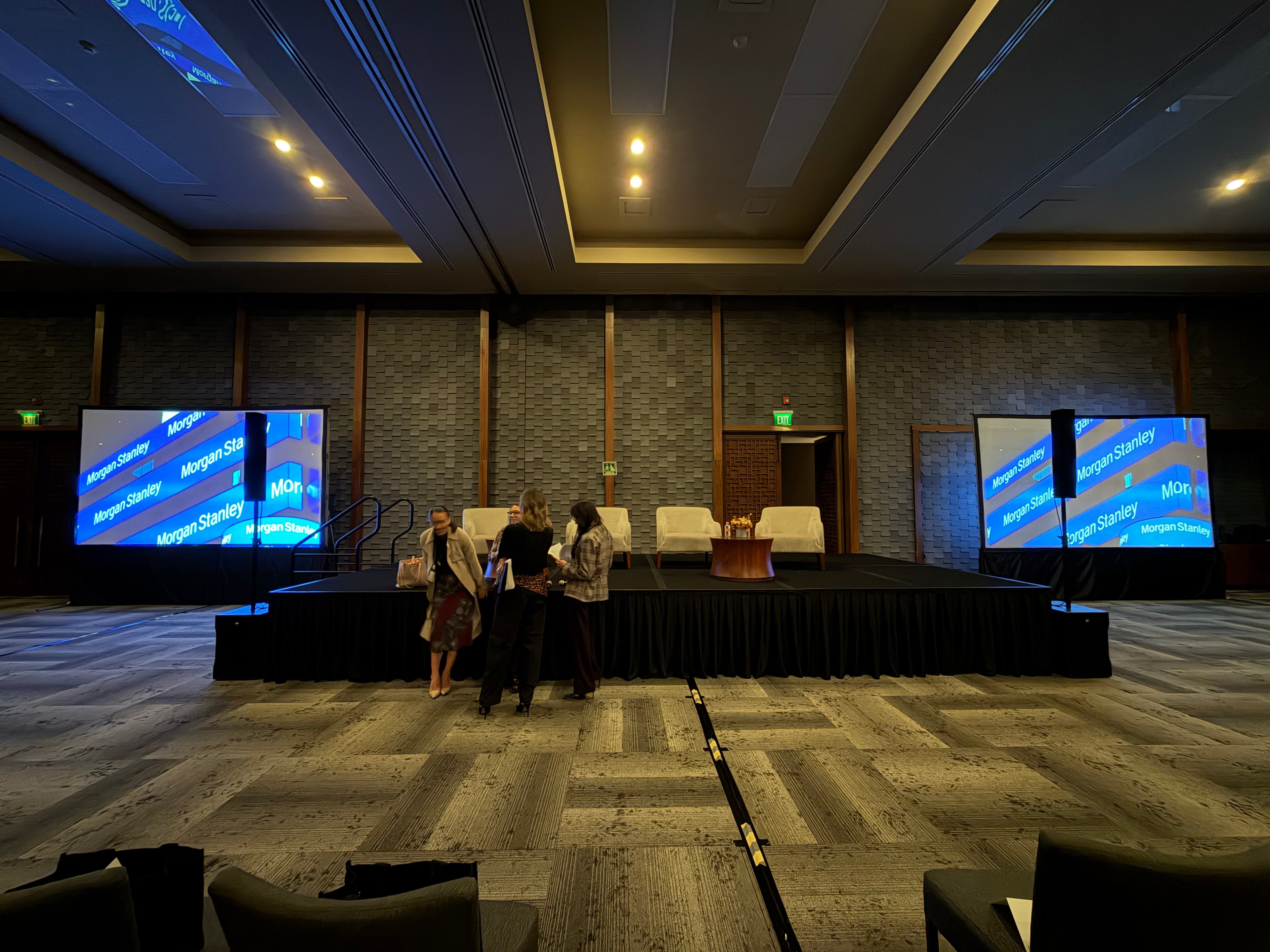 CINEMA STAGE